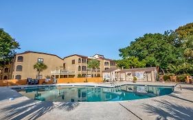 Dunes Pointe